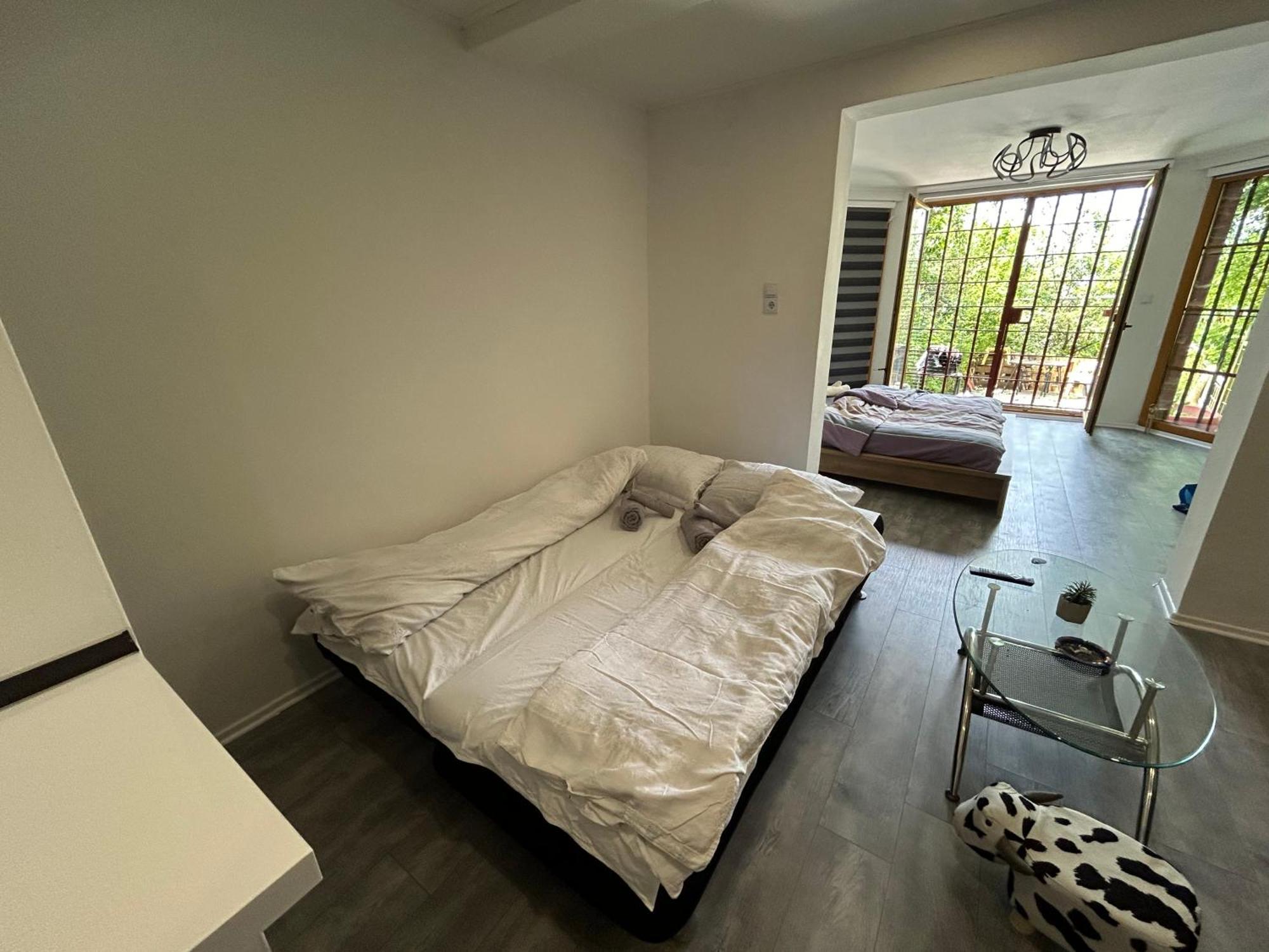 Peaceful Pleasure Apartment & Free Private Parking Sarajevo Bagian luar foto